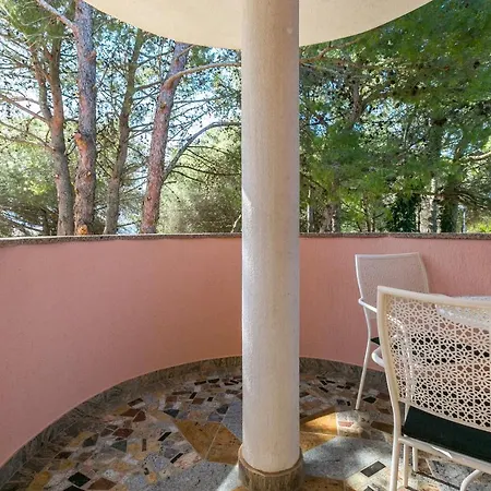 Апартаменты Senad